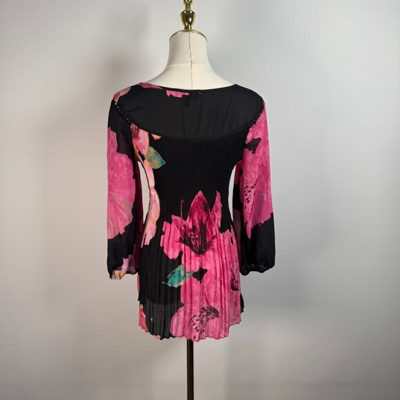 Melissa Paige Pleated Floral Bell Sleeve Blouse Small - Picture 6 of 8